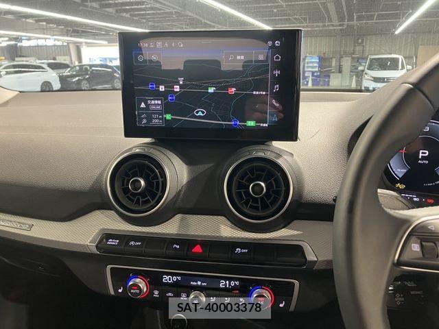 Audi Q2 2025-10 6902269-4