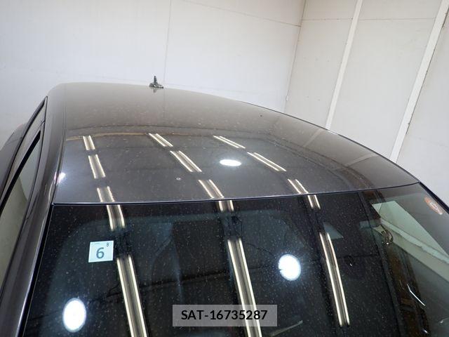 Audi Q2 2017-06 6989213-8