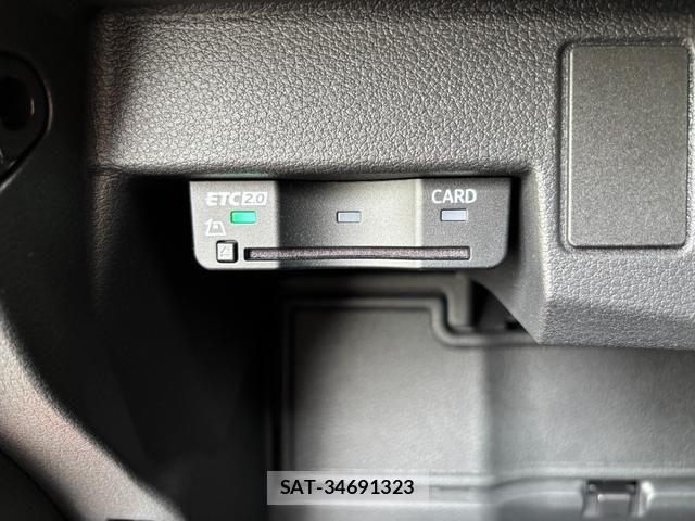 Audi Q2 2024-08 7057510-8