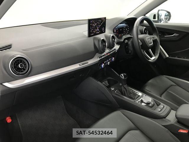 Audi Q2 2023-12 7215026-14