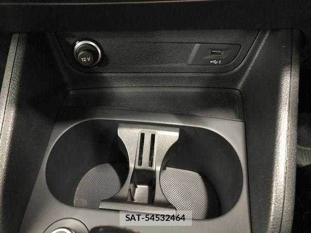 Audi Q2 2023-12 7215026-24