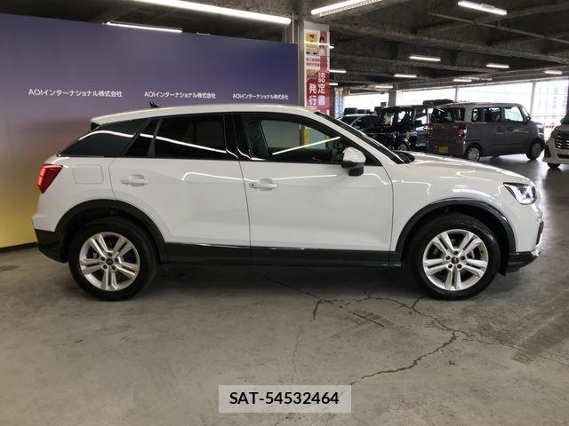Audi Q2 2023-12 7215026-7