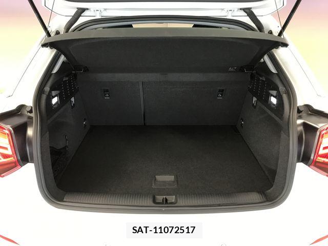 Audi Q2 2019-09 7215036-10