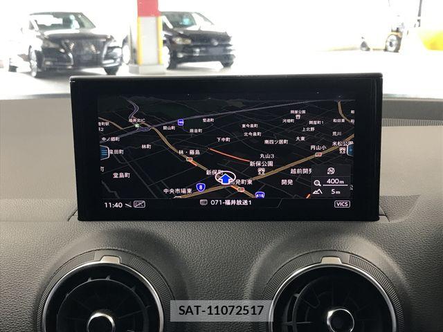 Audi Q2 2019-09 7215036-11