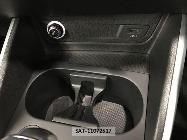 Audi Q2 2019-09 7215036-16