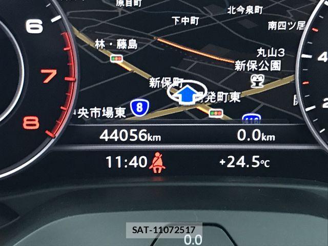 Audi Q2 2019-09 7215036-6