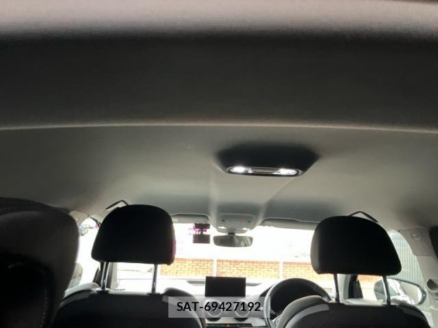 Audi Q2 2019-11 7249847-25