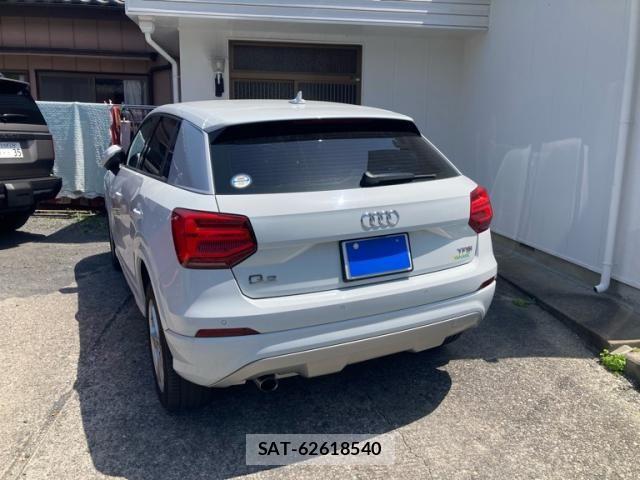 Audi Q2 2018-01 7325746-3
