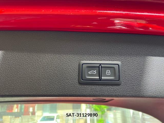 Audi Q2 2018-04 7325748-13