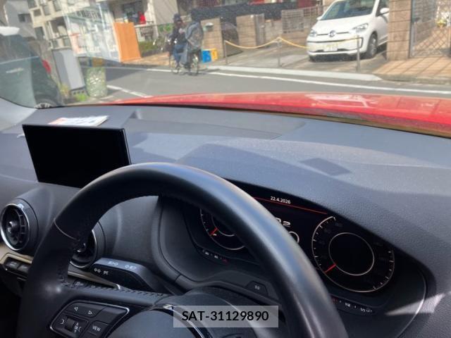 Audi Q2 2018-04 7325748-16