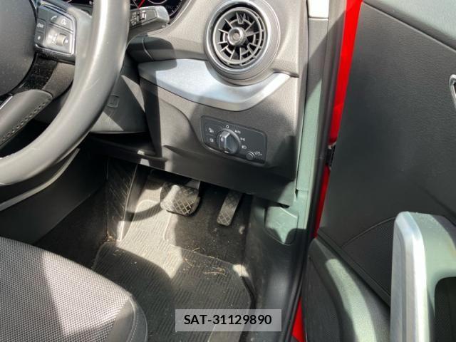 Audi Q2 2018-04 7325748-20