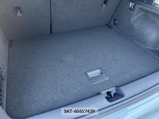 Audi Q2 2023-08 7325745-15
