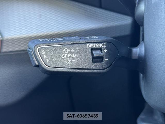 Audi Q2 2023-08 7325745-8