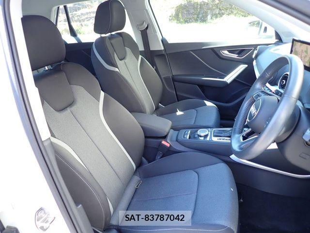 Audi Q2 2017-12 7356886-19