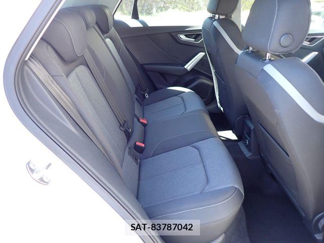 Audi Q2 2017-12 7356886-20
