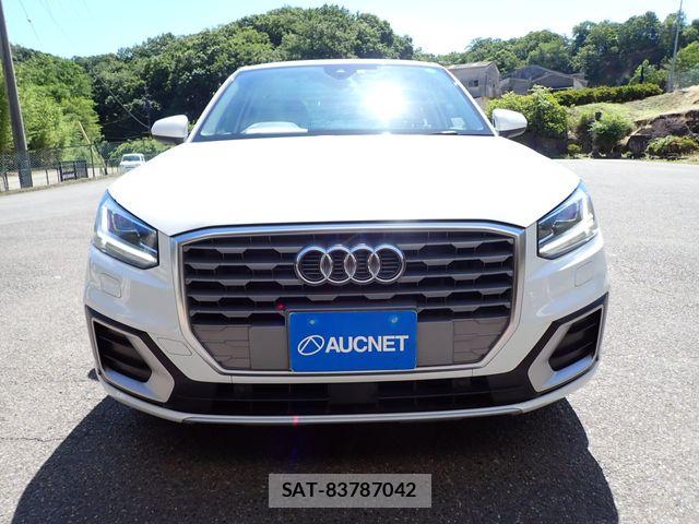 Audi Q2 2017-12 7356886-4