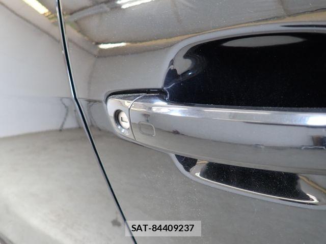 Audi Q2 2017-07 7391401-10