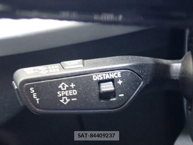 Audi Q2 2017-07 7391401-15