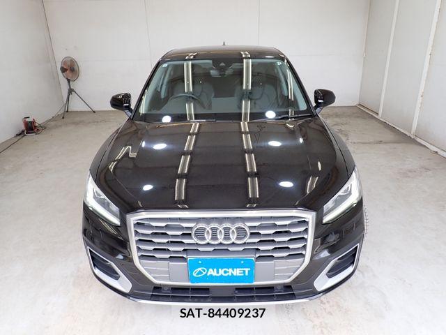 Audi Q2 2017-07 7391401-5