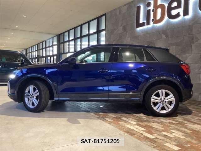 Audi Q2 2022-05 7453010-9