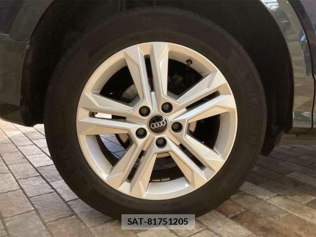 Audi Q2 2022-05 7453010-12