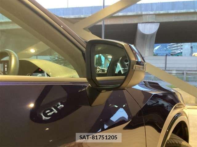 Audi Q2 2022-05 7453010-19