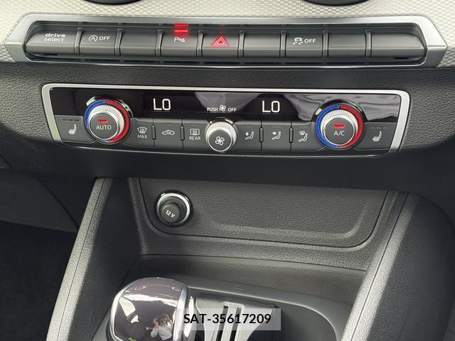 Audi Q2 2025-10 7453005-8
