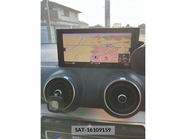 Audi Q2 2018-06 7453011-11