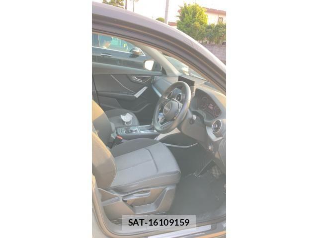 Audi Q2 2018-06 7453011-13