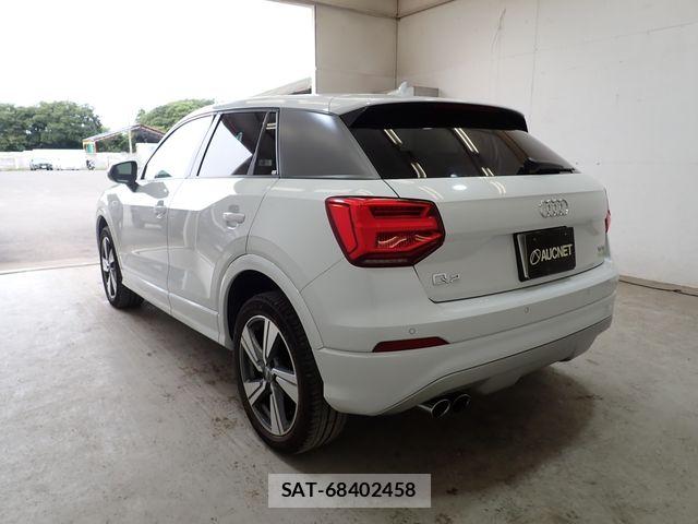 Audi Q2 2018-09 7499605-2