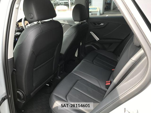 Audi Q2 2023-10 7499603-15