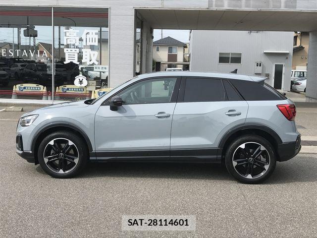 Audi Q2 2023-10 7499603-6
