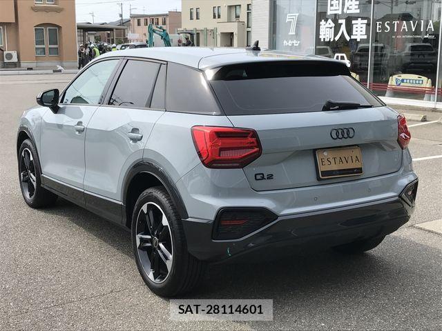 Audi Q2 2023-10 7499603-7