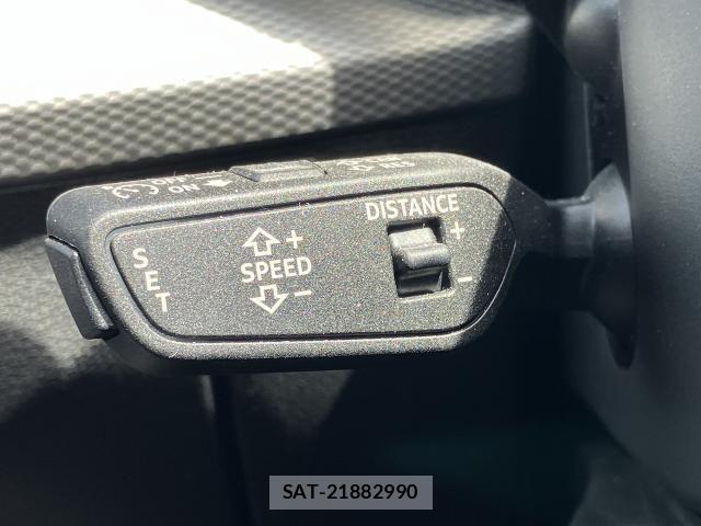 Audi Q2 2023-11 7508132-6