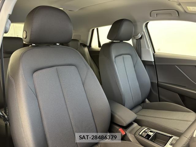 Audi Q2 2025-10 7508130-3