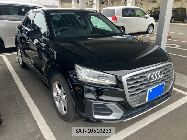 Audi Q2 2017-08 7615076-4
