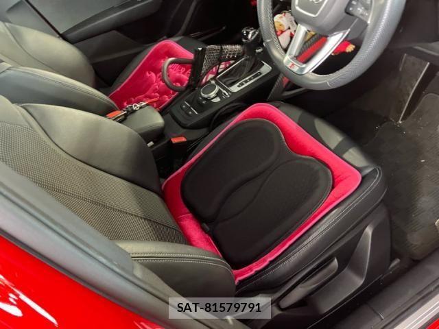 Audi Q2 2021-09 7615074-17