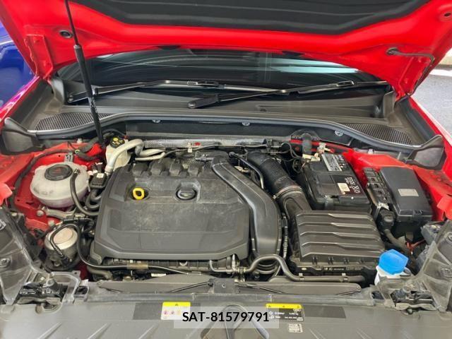 Audi Q2 2021-09 7615074-1