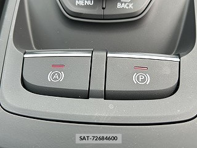 Audi Q2 2022-05 7615071-28