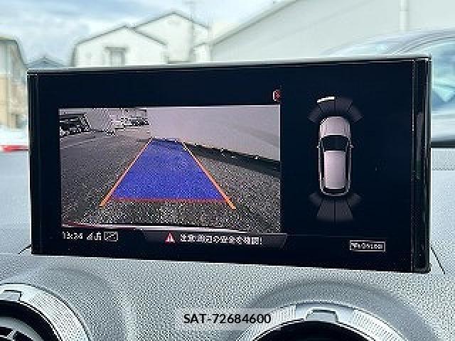 Audi Q2 2022-05 7615071-6