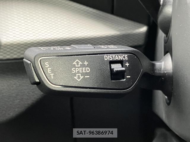 Audi Q2 2022-07 7615075-10