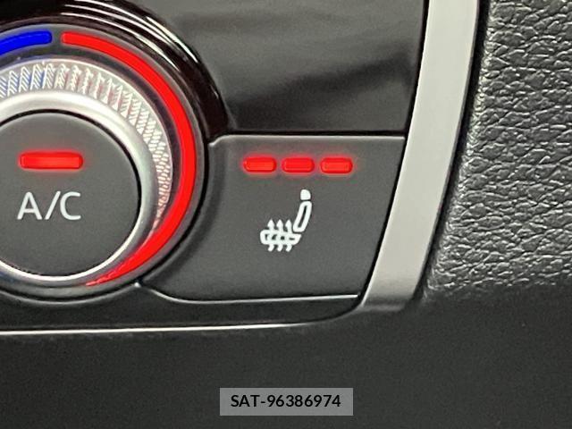 Audi Q2 2022-07 7615075-26