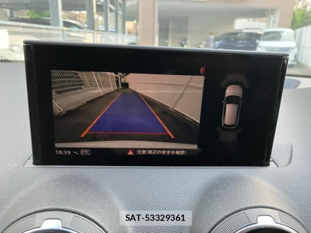 Audi Q2 2019-10 7720957-13