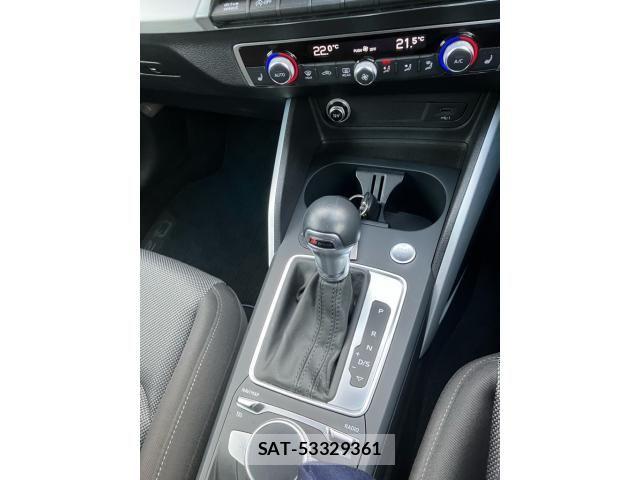 Audi Q2 2019-10 7720957-14