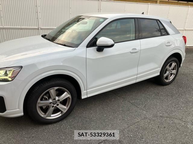 Audi Q2 2019-10 7720957-2
