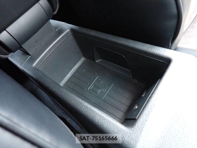 Audi Q2 2023-11 7720958-26