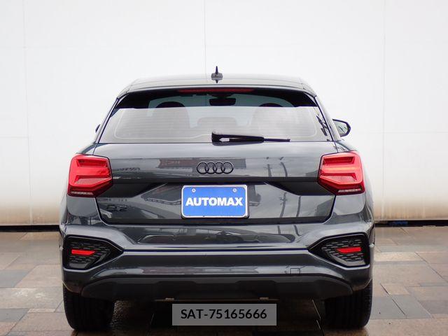 Audi Q2 2023-11 7720958-5