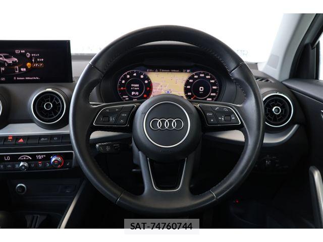 Audi Q2 2017-09 7720966-9