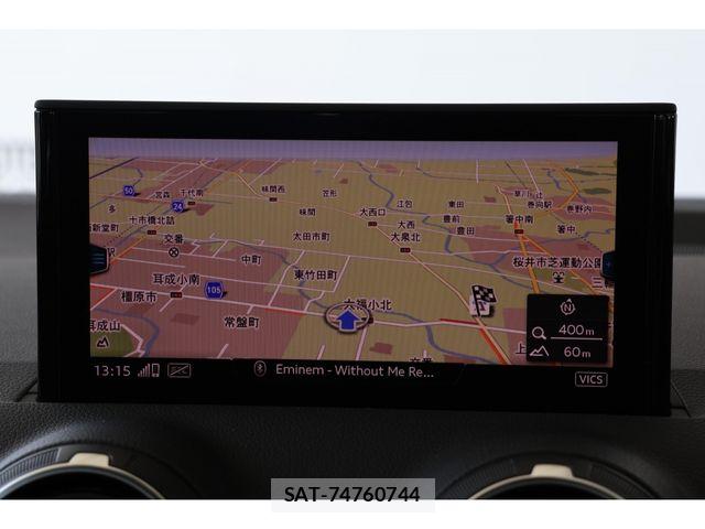 Audi Q2 2017-09 7720966-13