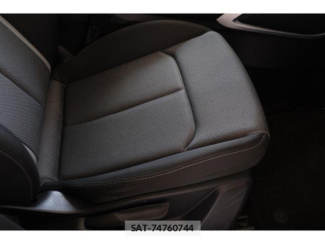 Audi Q2 2017-09 7720966-24